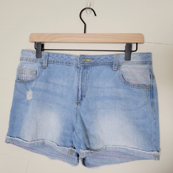 Wonder Nation | 2 Denim shorts | Girls 16 Plus - Picture 2 of 8